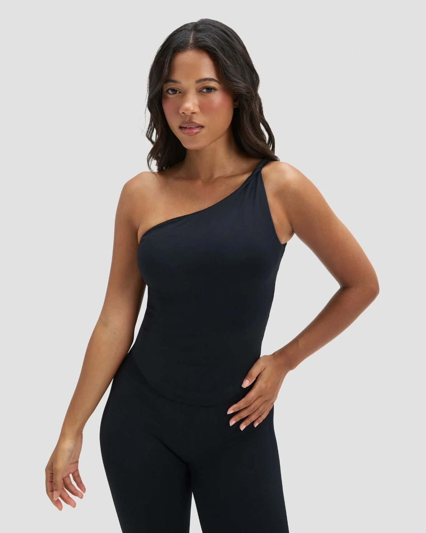 Elevate™ Sculpting Asymmetric Twist Top | Night Black - Image 3