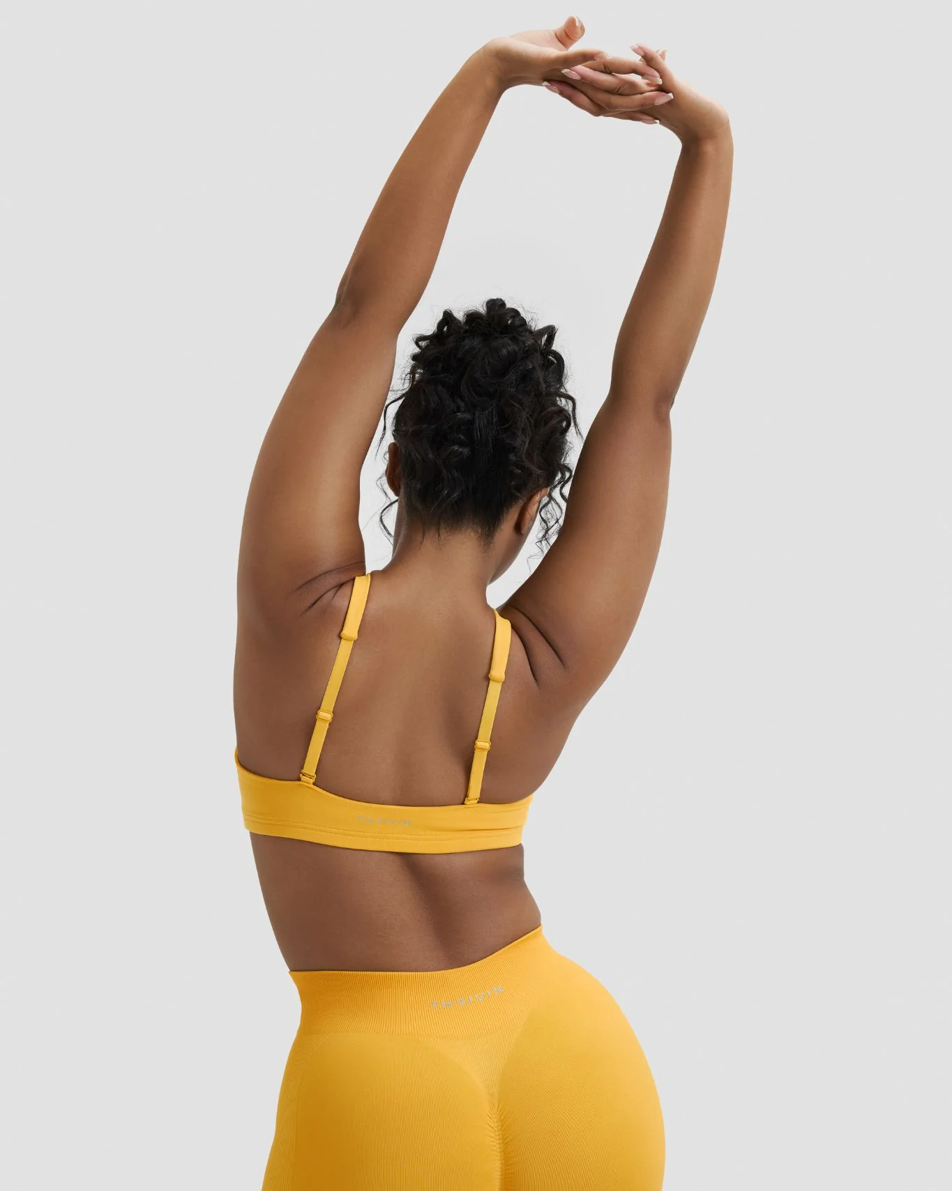Elevate™ Sculpting Medium Impact Multiway Bra | Banana - Image 2