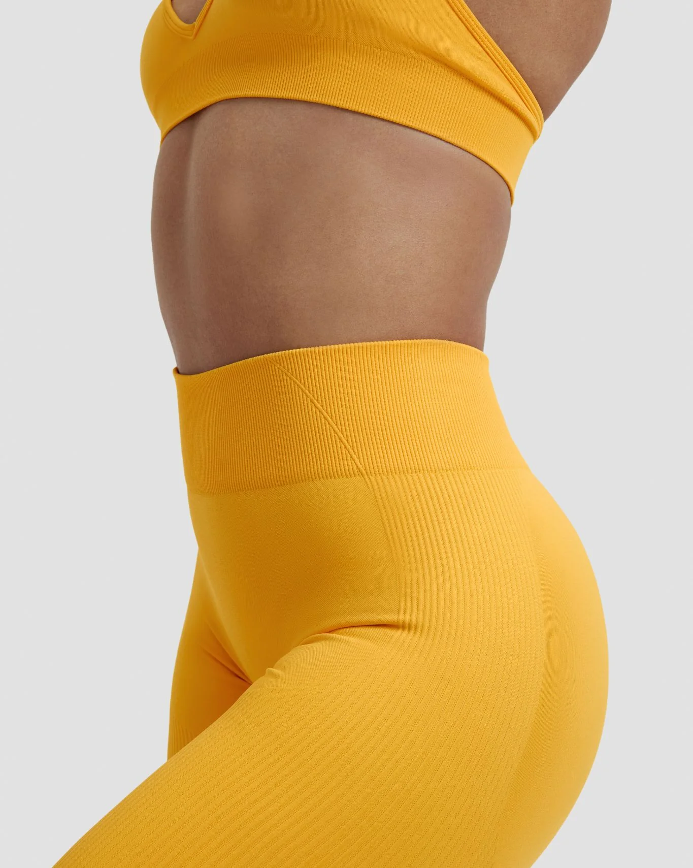 Elevate™ Sculpting Mid Waist Scrunch Leggings | Banana - Image 3