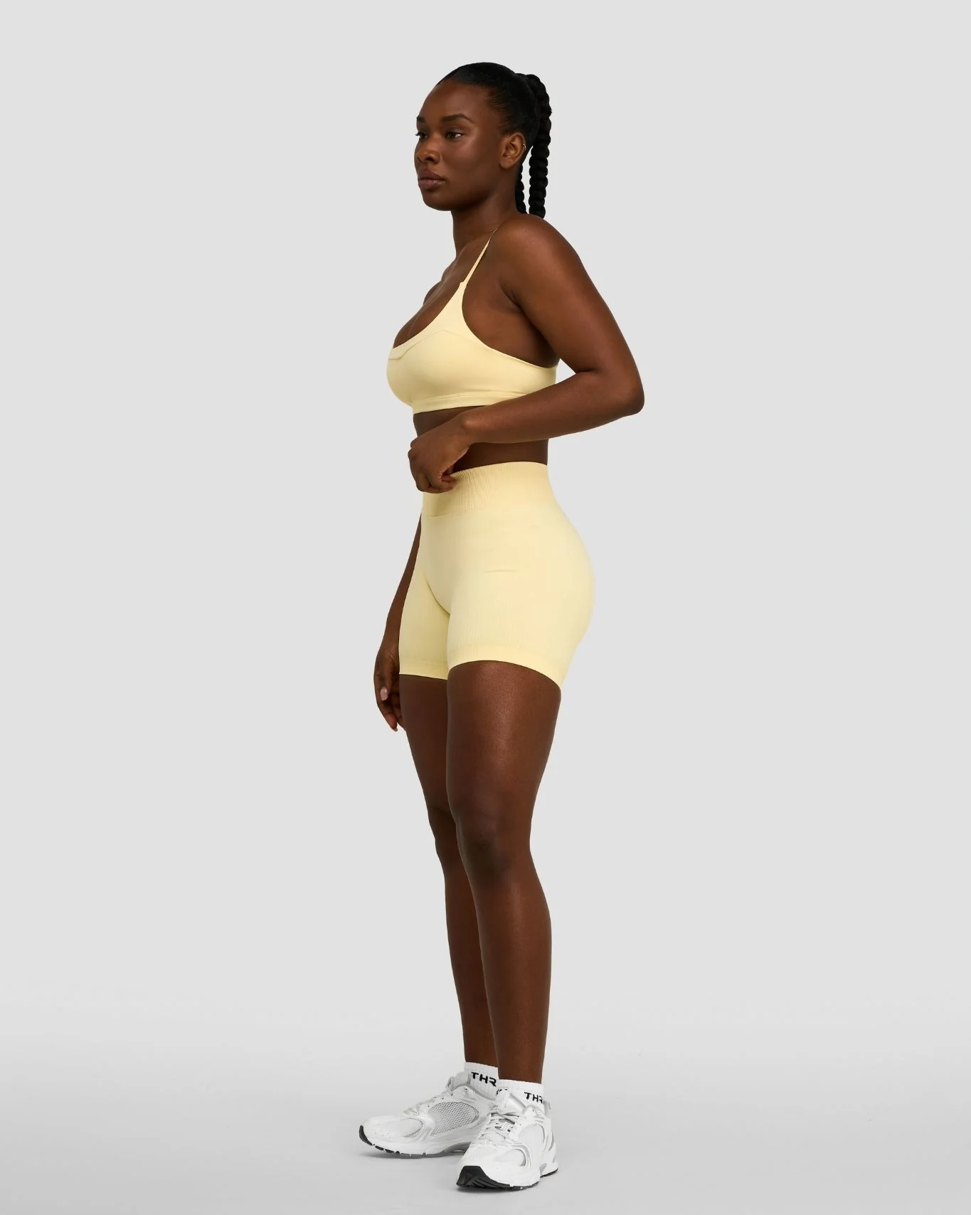 Elevate™ Sculpting Seamless Scoop Neck Bra | Golden Butter - Image 4
