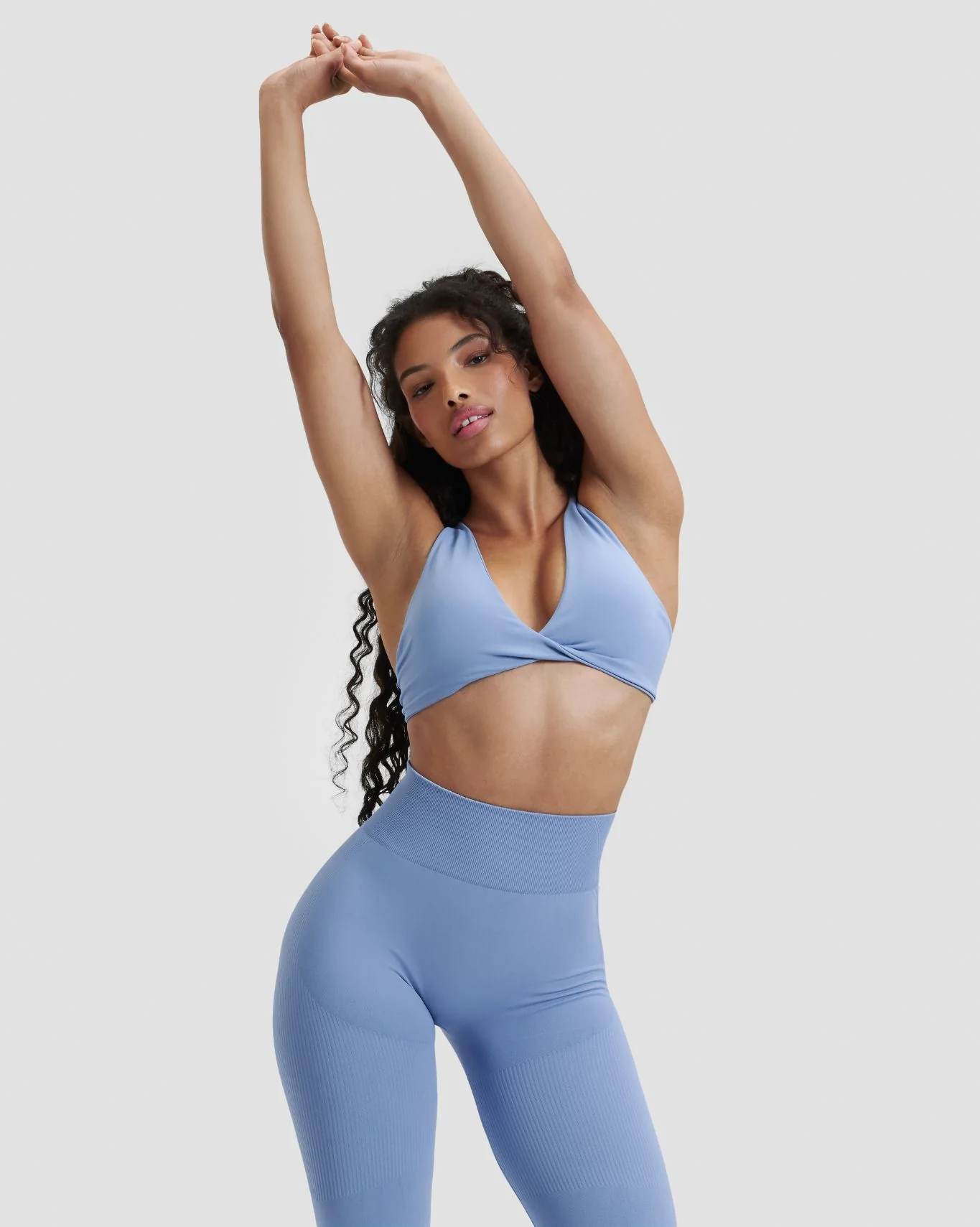 Elevate™ Sculpting Seamless Twisted Bra | Endless Sky - Image 3